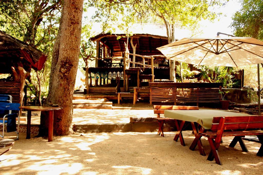 Off Beat Safaris Bush Lodge フッドスプルイト エクステリア 写真