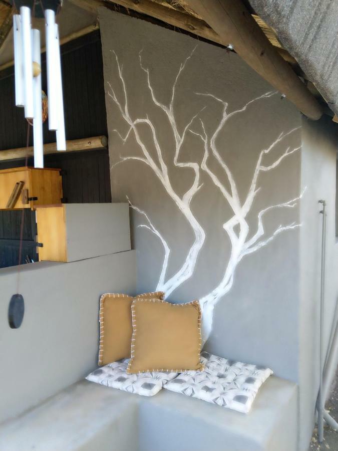 Off Beat Safaris Bush Lodge フッドスプルイト エクステリア 写真