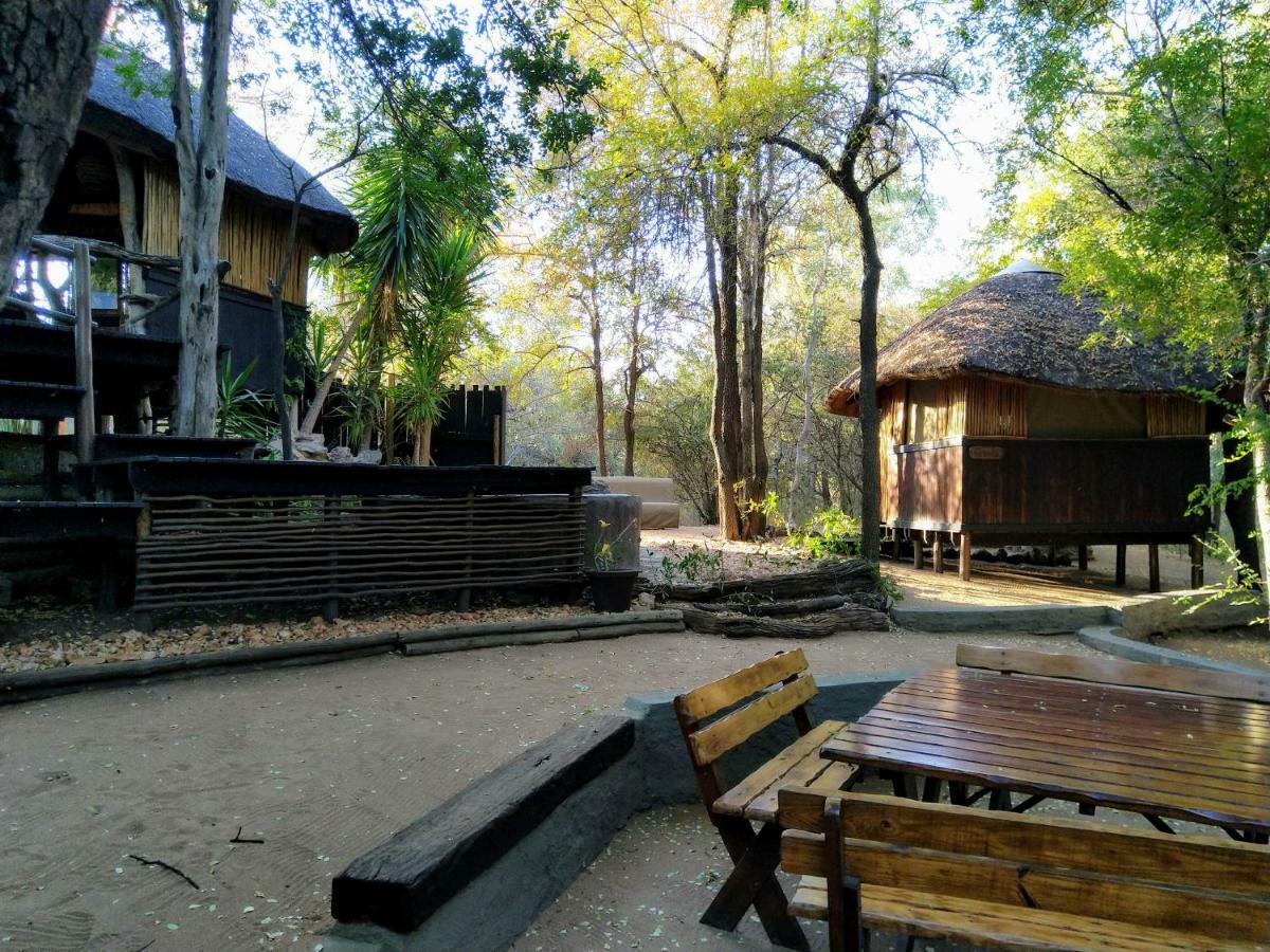 Off Beat Safaris Bush Lodge フッドスプルイト エクステリア 写真